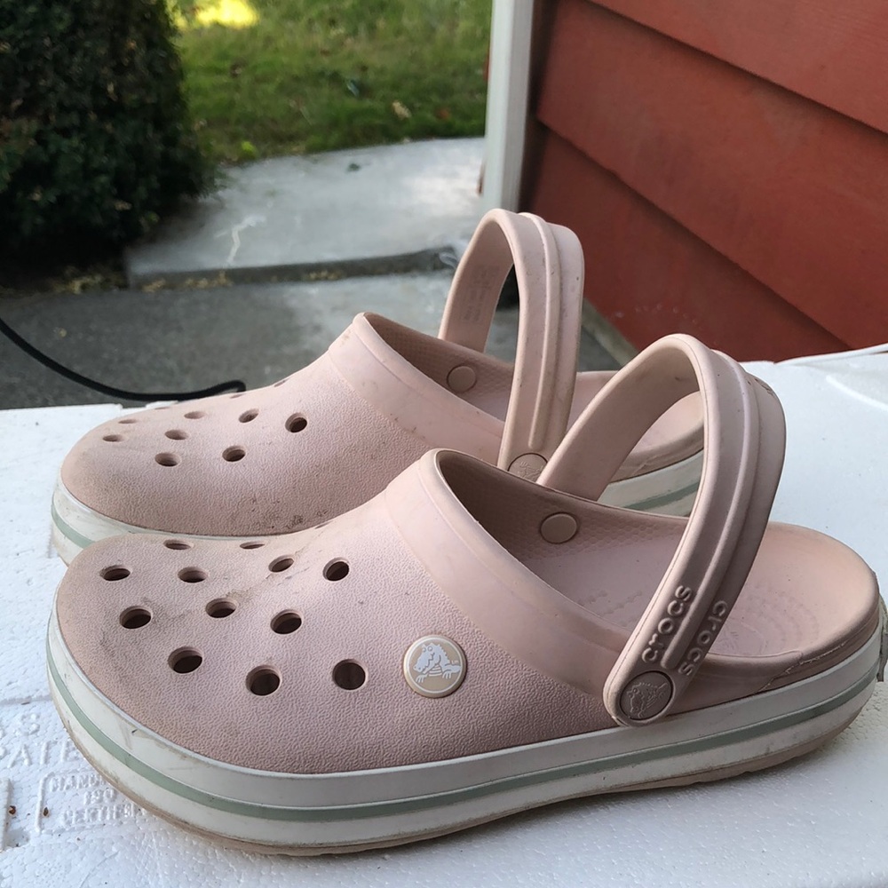 CROCS Light Pink Clogs with Strap Sandals Size W6,M4